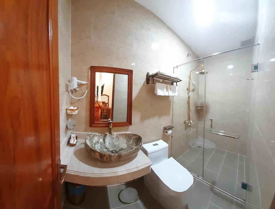 Royal Hotel Bac Lieu المظهر الخارجي الصورة